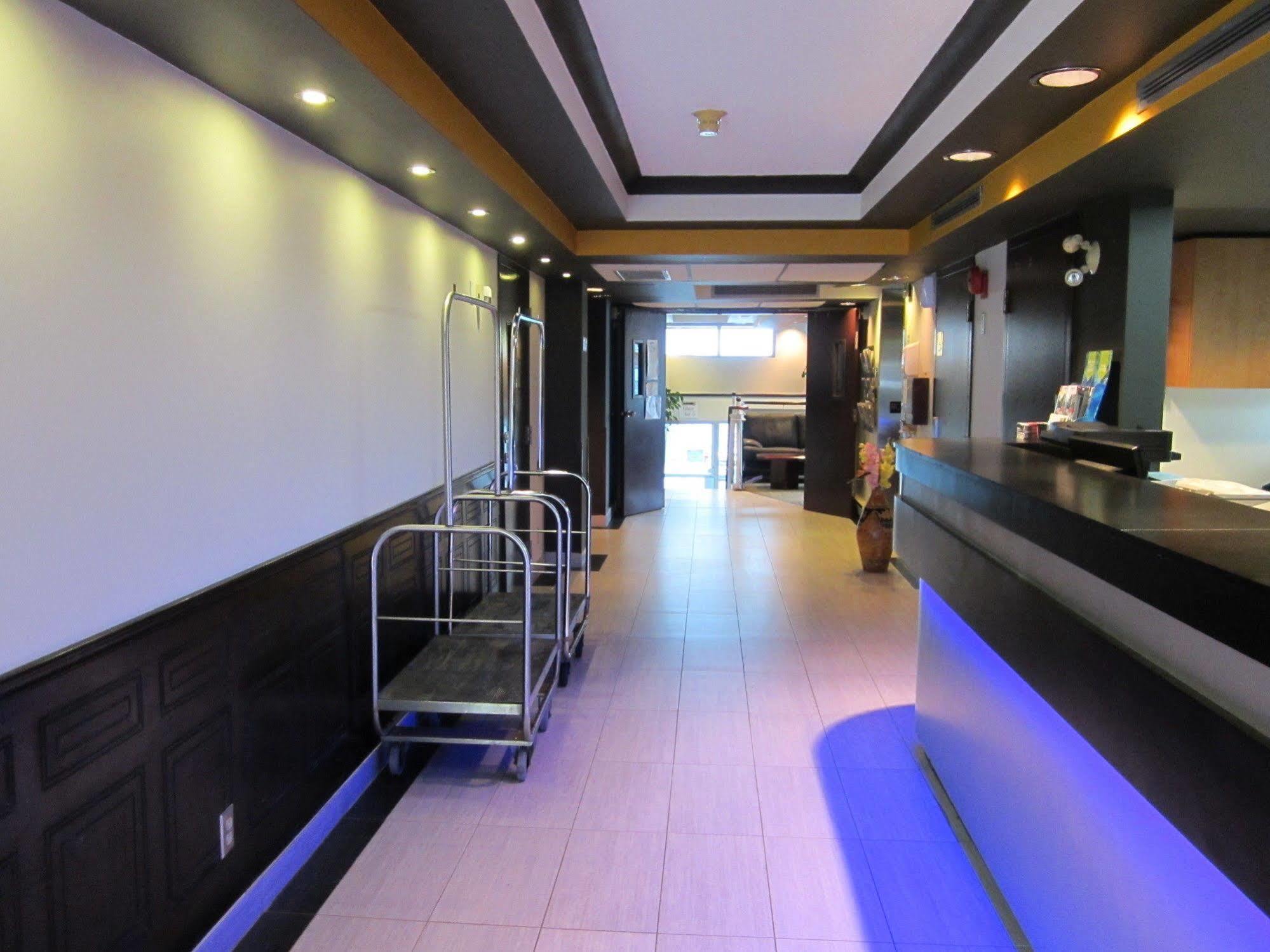Auberge De La Gare Gatineau Eksteriør billede